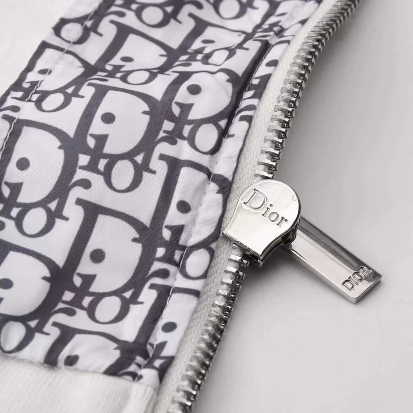 White Oblique Towel Hoodie – Savonches